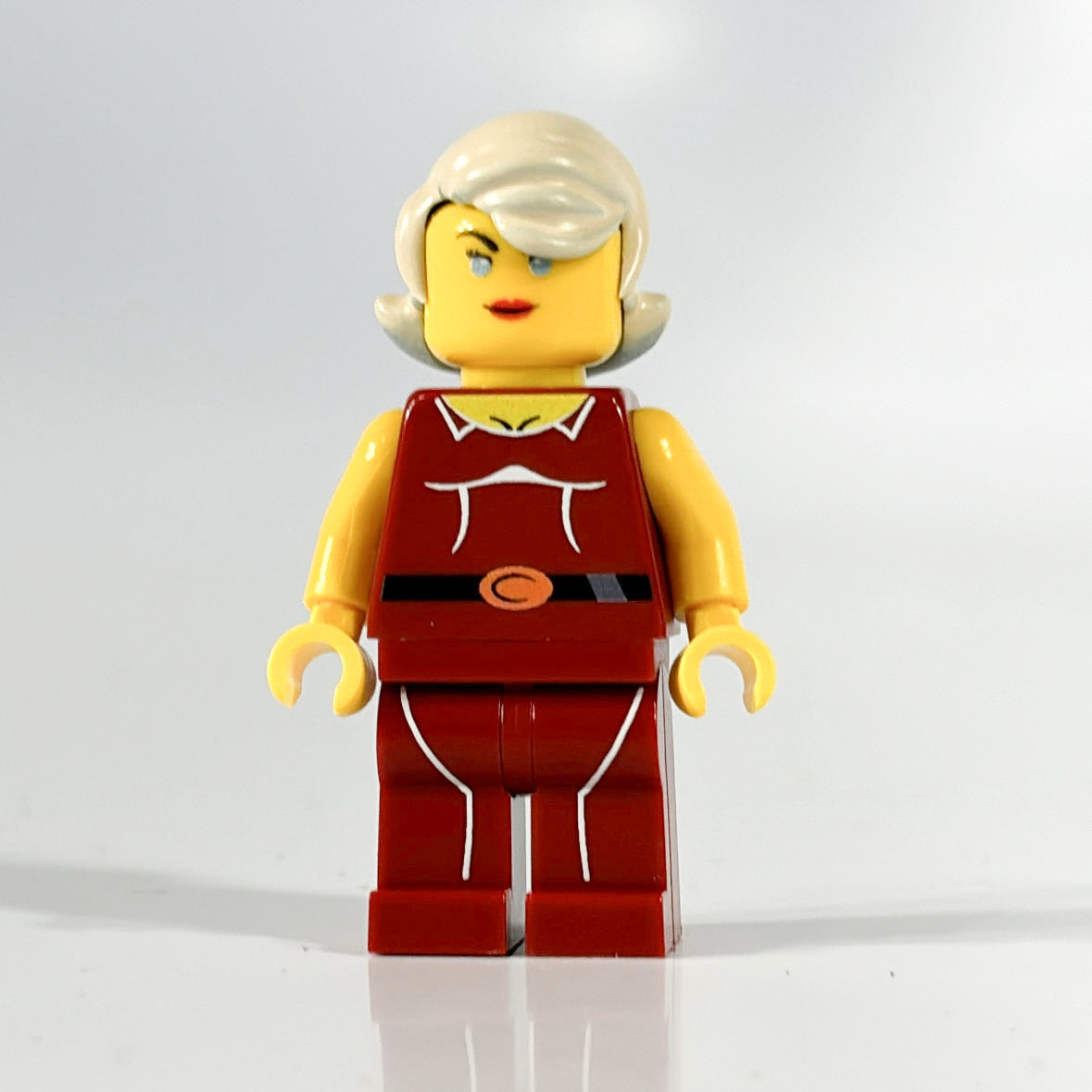 LEGO® minifigure peg and brick close-up