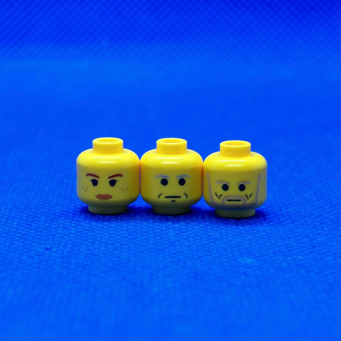 Sequel Head Pack Yellow LEGO minifigure heads set